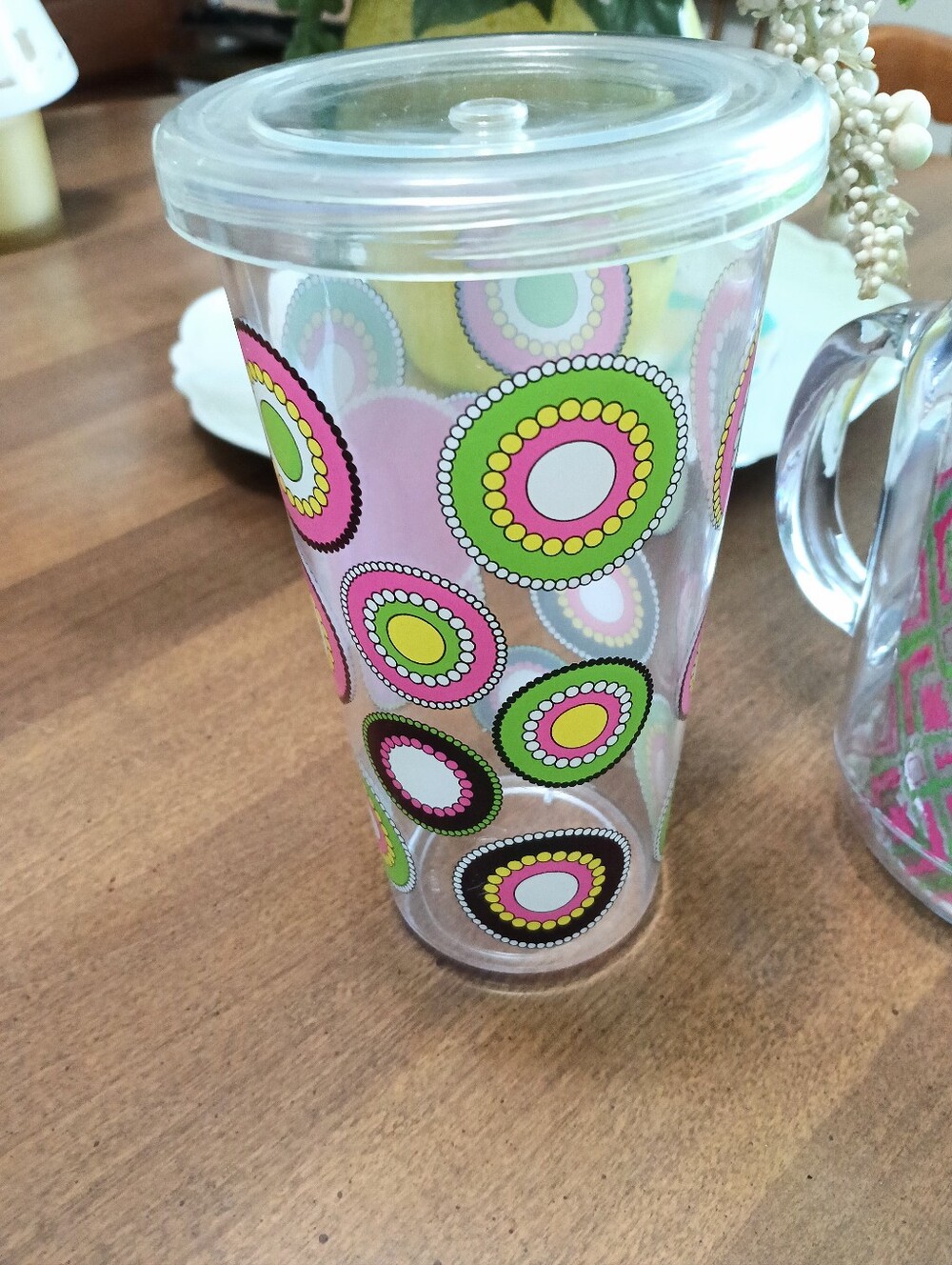 🌺NWOT 2 Decorative Initial "A" Acrylic Drink Cups🌺 - Picture 7 of 10